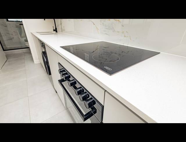 1 BEDROOM PROPERTY TO RENT IN SANDOWN